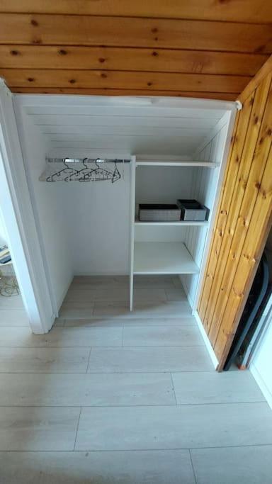 Comodo, Pratico E Tranquillo Arona Esterno foto