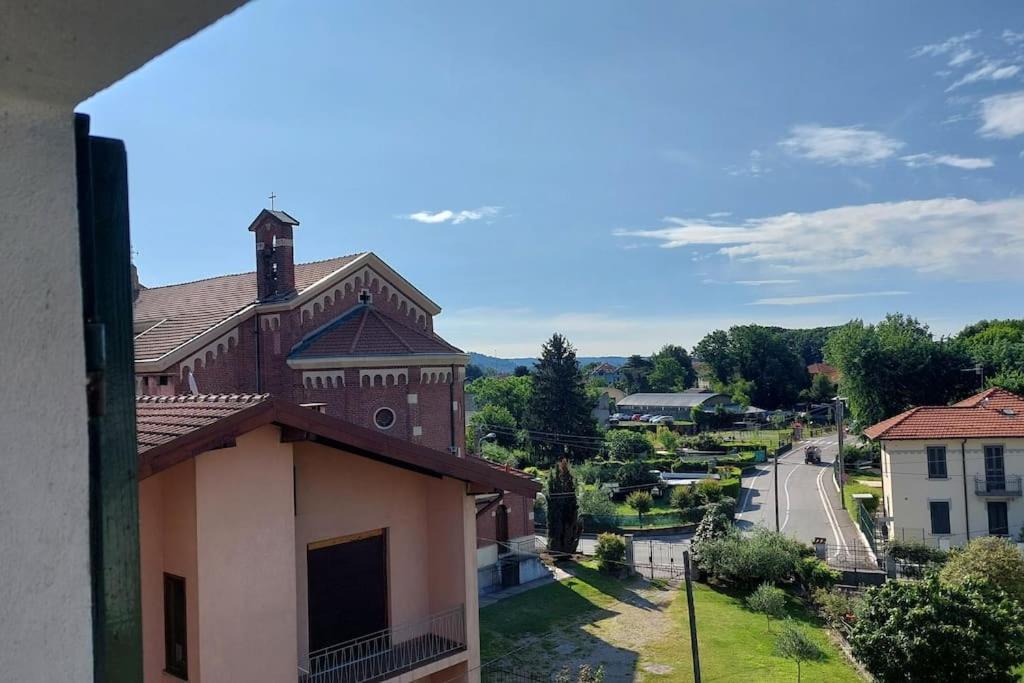 Comodo, Pratico E Tranquillo Arona Esterno foto